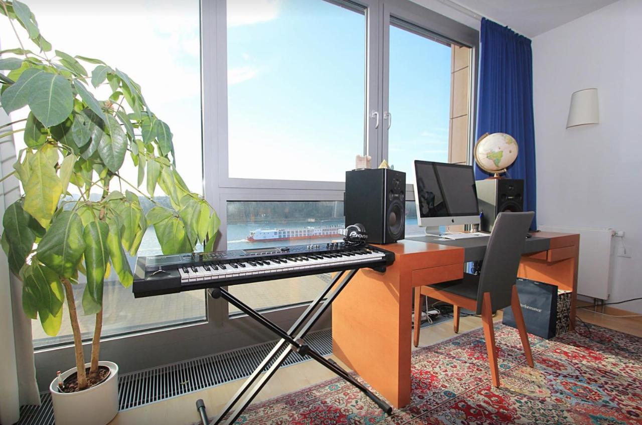 Appartement Luxury Space At The Best Address In Bratislava Extérieur photo