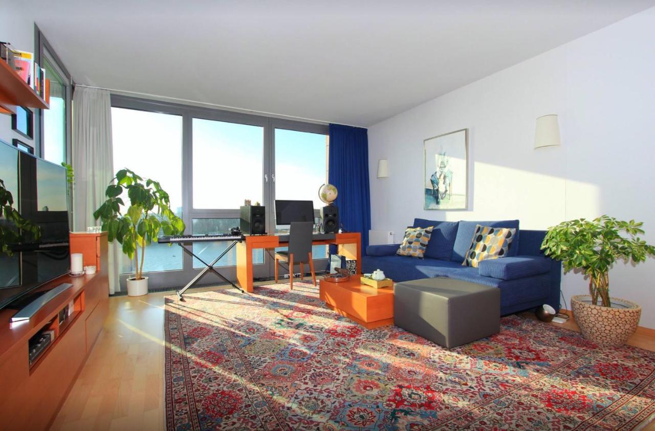 Appartement Luxury Space At The Best Address In Bratislava Extérieur photo