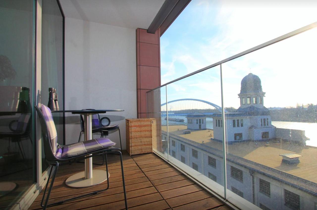 Appartement Luxury Space At The Best Address In Bratislava Extérieur photo
